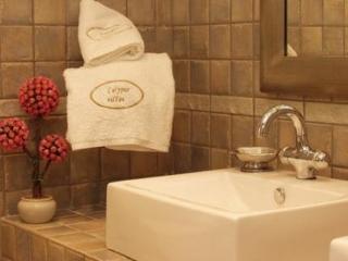 Calypso Apartment